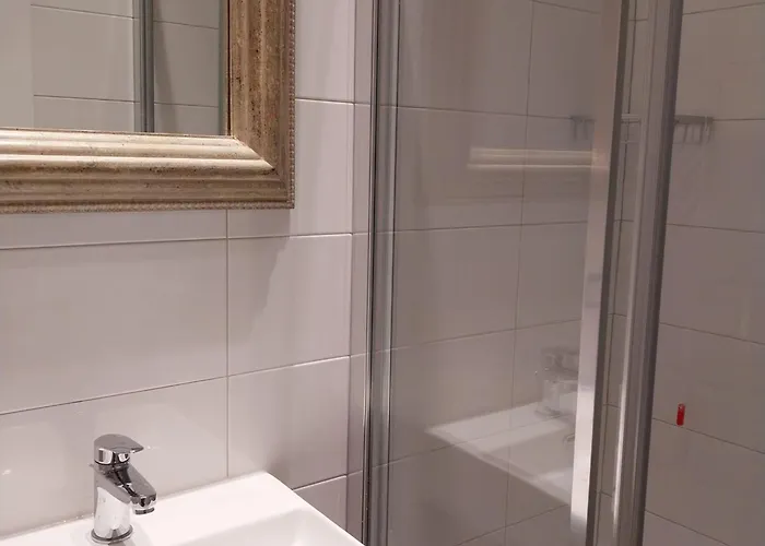 Montreal فلورنس