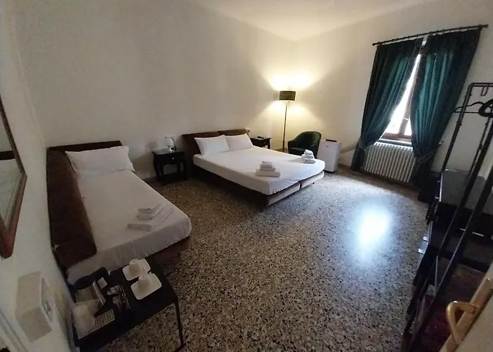 فندق Montreal فلورنس