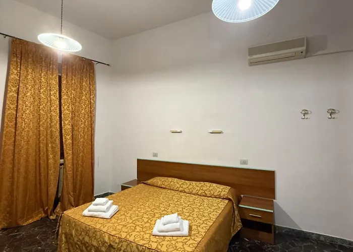 Montreal 3* فلورنس