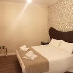 Отель Montreal 3*