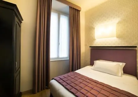 Montreal Hotel