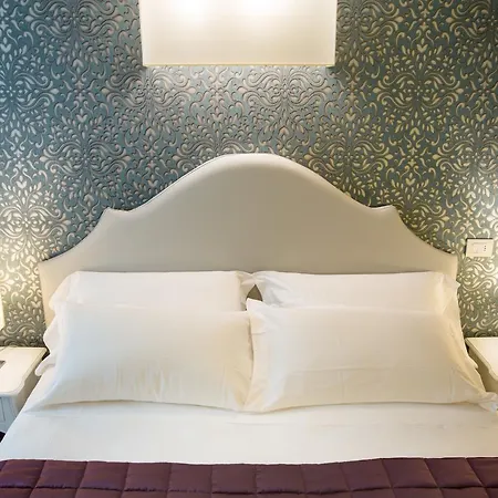 Montreal Hotel Florencja
